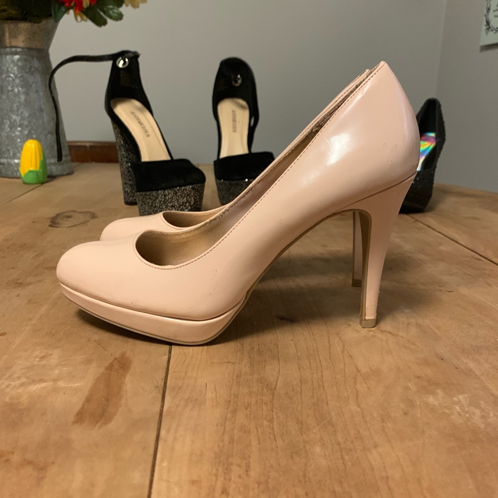 Shoes - Picture 3 of 3